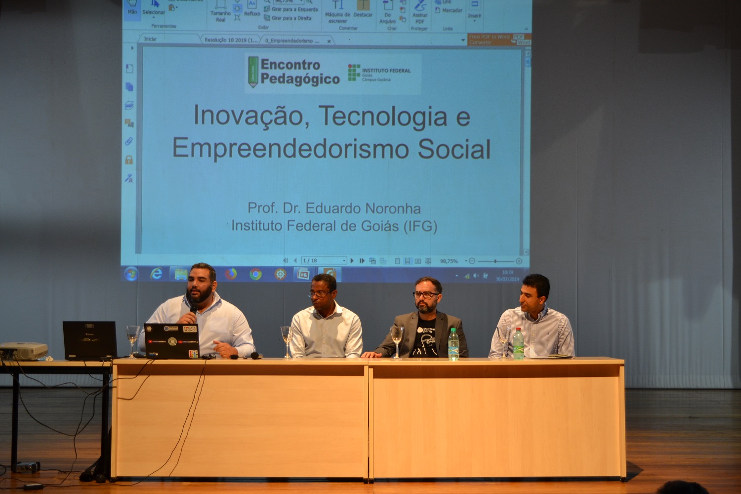 Mesa-redonda: Inovação, Tecnologia e Empreendedorismo Social